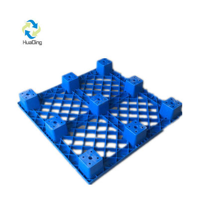 9-Foot HDPE Plastic Pallet for Easy and Safe Handling in Industrial Environments